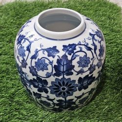 
Bombay Chinese Blue & White Floral Ginger Jar Vase 