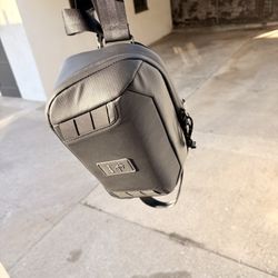 Nomatic Peter McKinnon Camera Bag Sling 5L