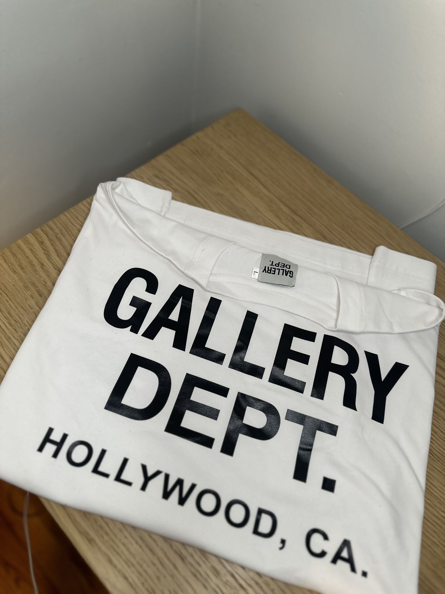 Gallery Dept T Shirt , Gucci , Balenciaga 