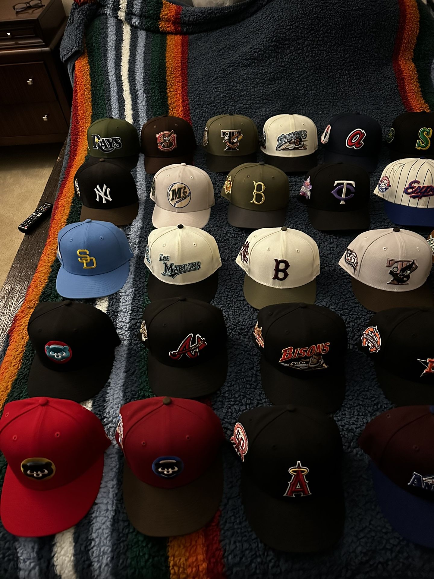 NEW ERA FITTED HATS Size 7 1/2