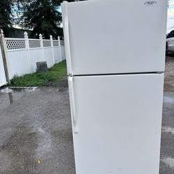 Whirlpool Refrigerator 
