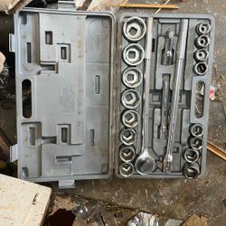 Socket Wrench Set