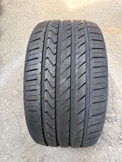 305 35 20 Lexani LX-Twenty.