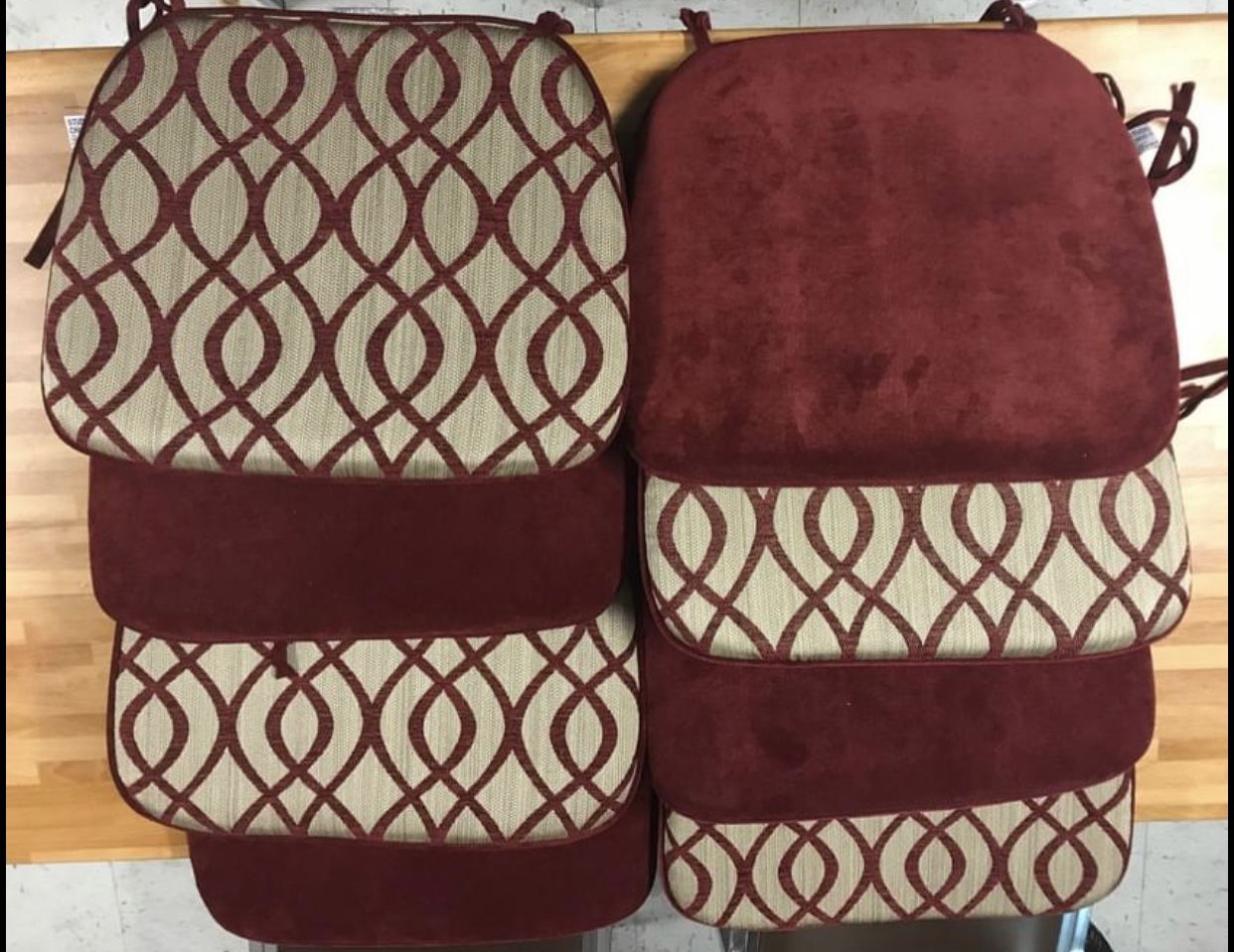 Beautiful Burgundy & Beige 2-Sided Seat Cushions (4-Cushion Set)