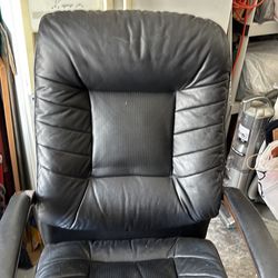 Desk chair