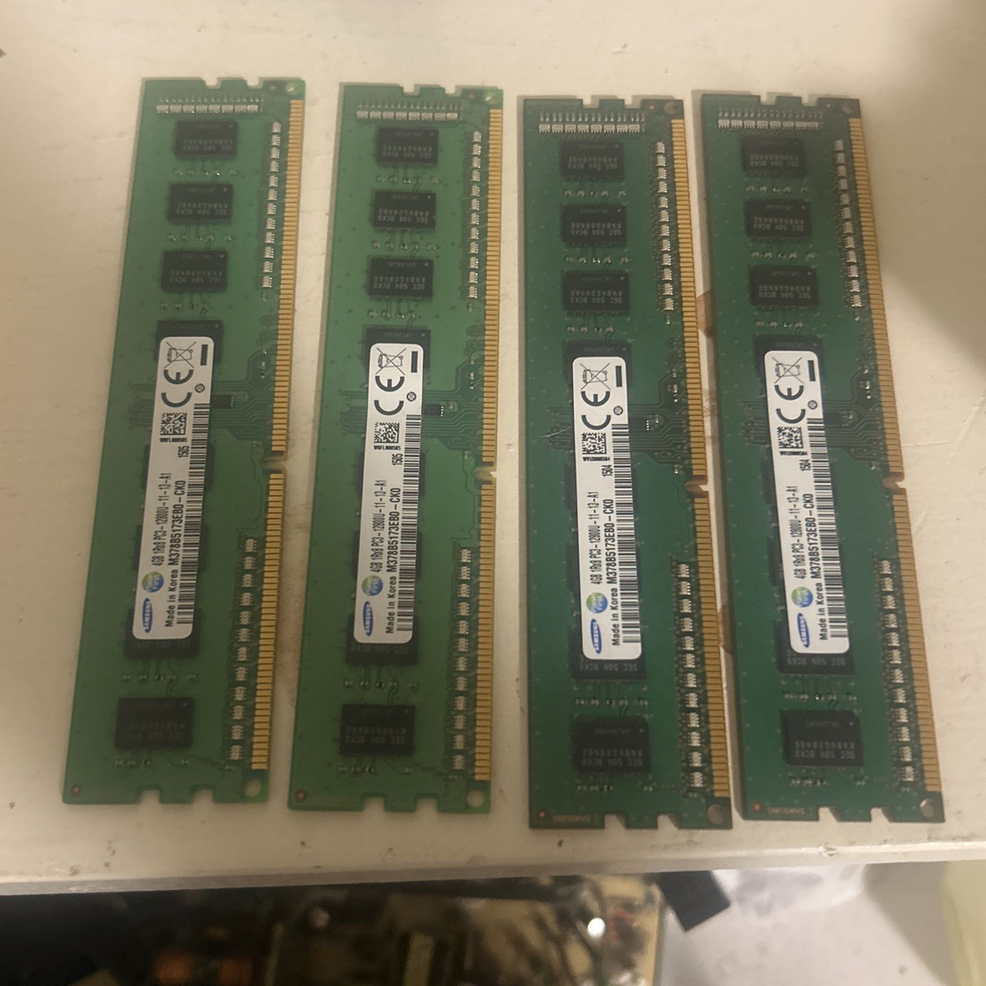 4 Stick Of Ddr3 Ram 4gb