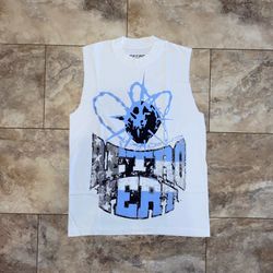 RETROVERT Graphic Sleeveless Tee White Blue Print Tank Size Small