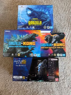 SH Monsterarts Godzilla Figures