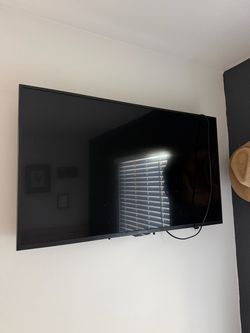 43 in tv & mount included