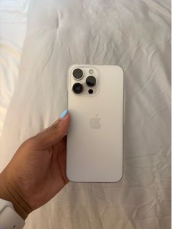 iPhone 14 Pro Max unlocked