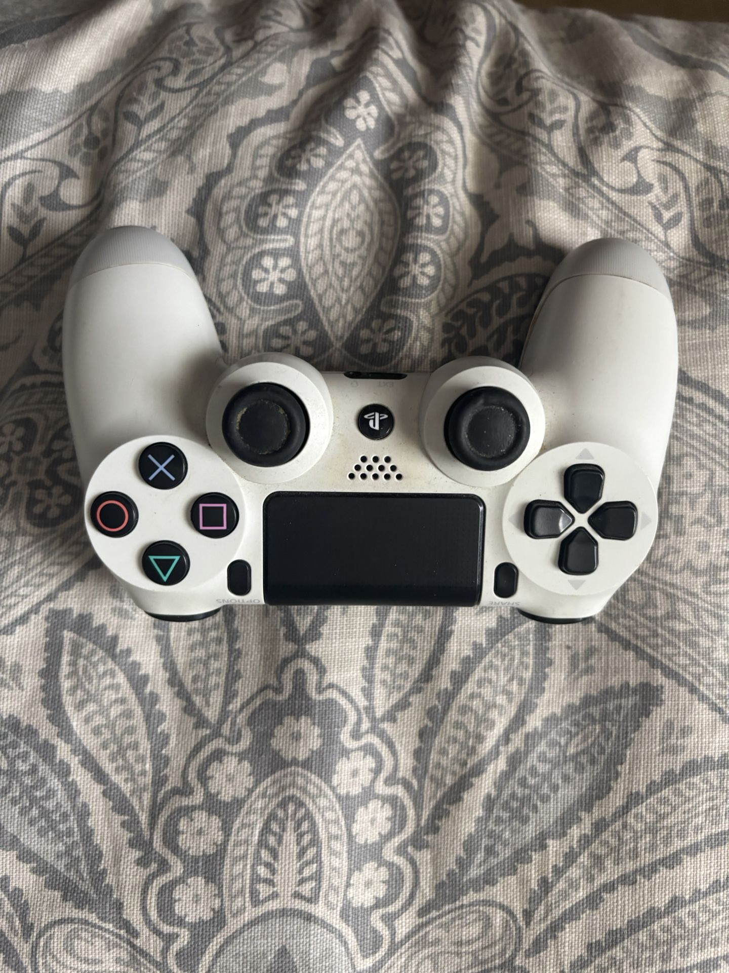 PS4 Controller