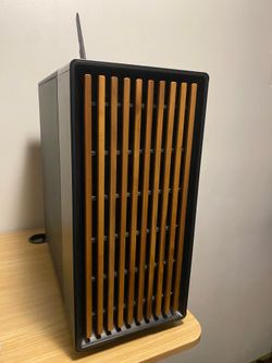 Custom Fractal Design North Gaming PC