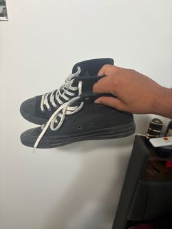 Skate shoes