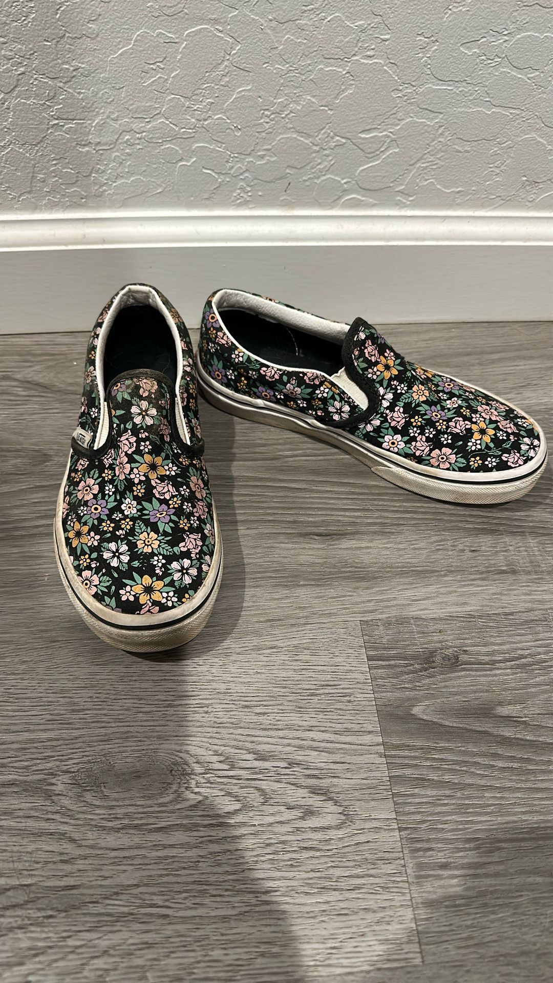 Girls Vans