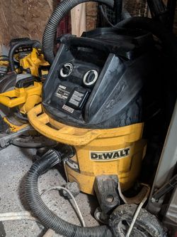 DeWalt shop vac