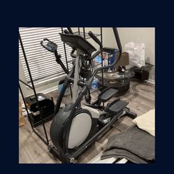 Nordictrack E7 SV Front Drive Eliptical Works Great Excercise Running 