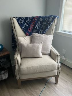 Winged back chair