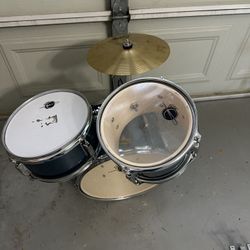 Eastar Junior Drum Set With Throne, Pedal, Cymbal & Drumsticks