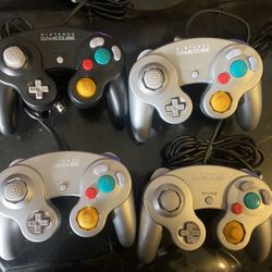 Gamecube Controllers