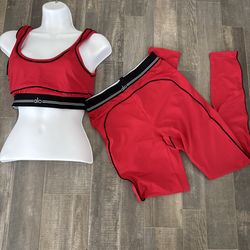 Alo Yoga Sets