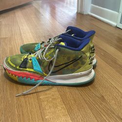 Nike Kyrie 7 1 World 1 People Yellow 