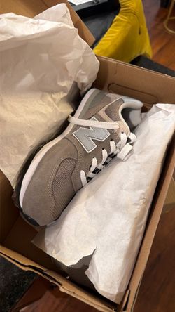 Gray new balance 574s