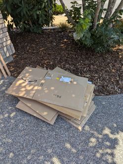 Free moving boxes