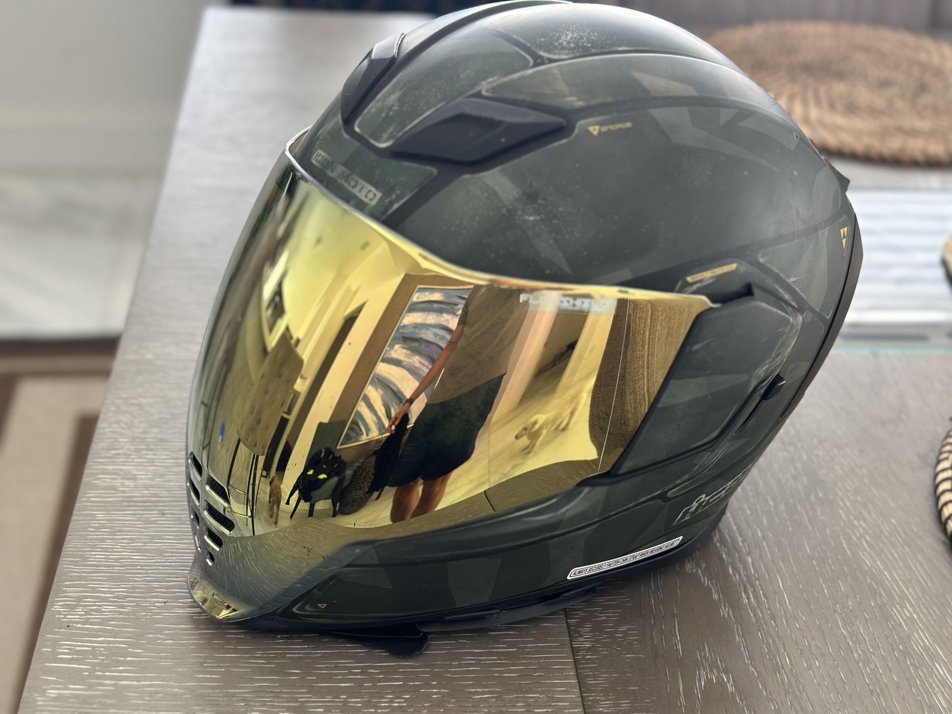 Icon Helmet