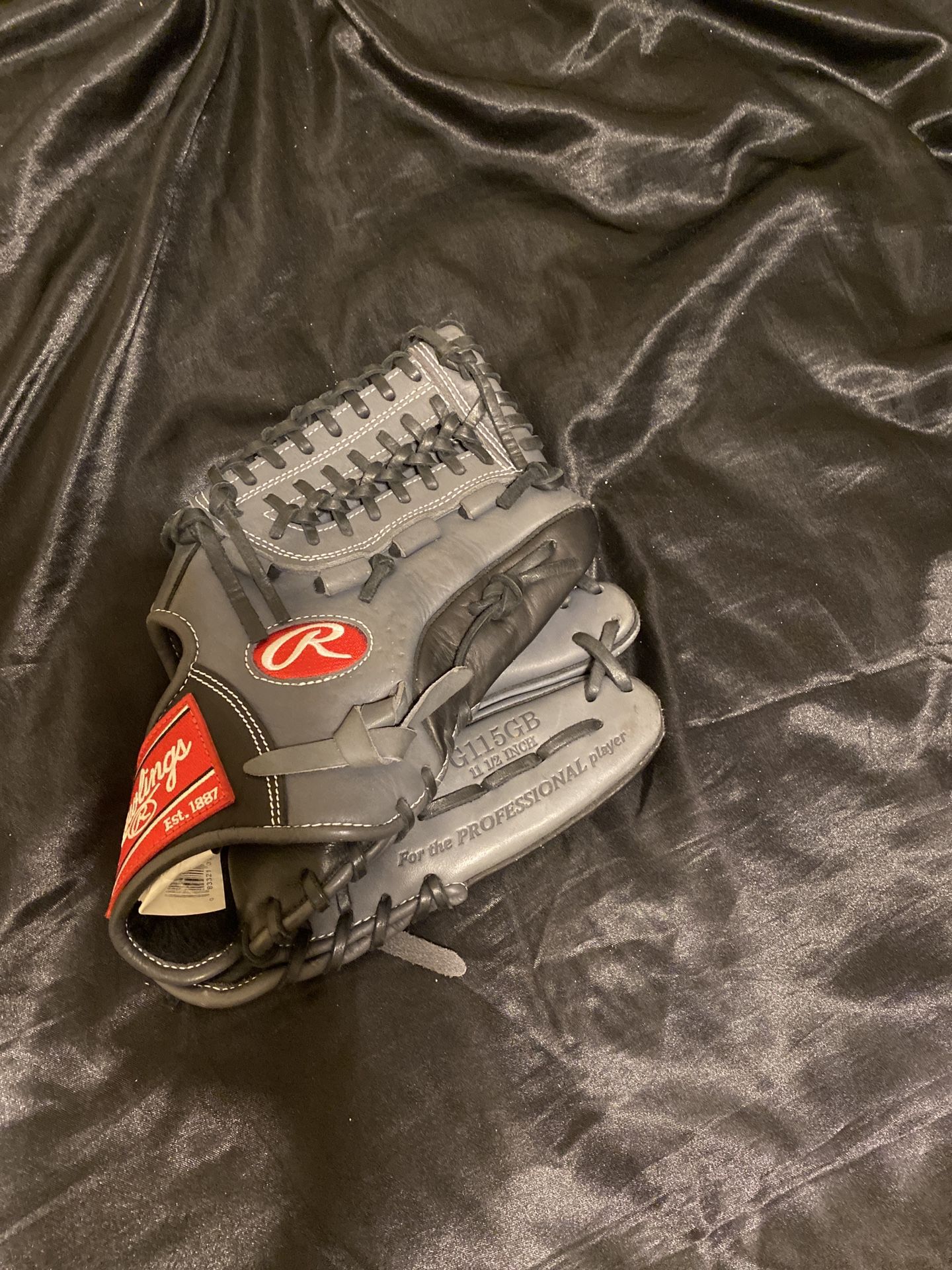 Baseball glove