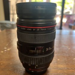 Canon EF 24-70mm f/2.8L IS USM