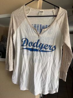 Size medium pink dodgers shirt