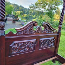 Queen Mahogany Wood 4-Post Bed