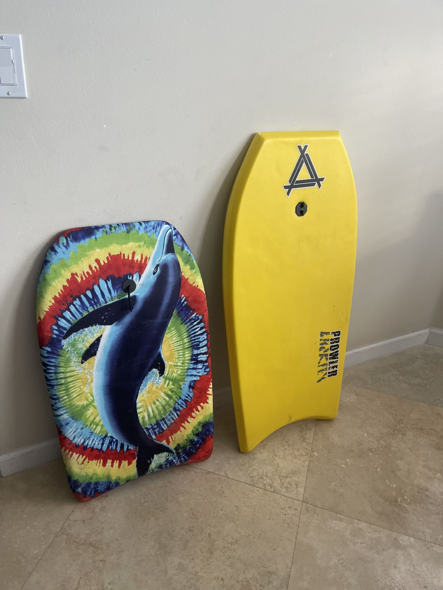 Set of 2 Boogie Boards- LIKE NEW