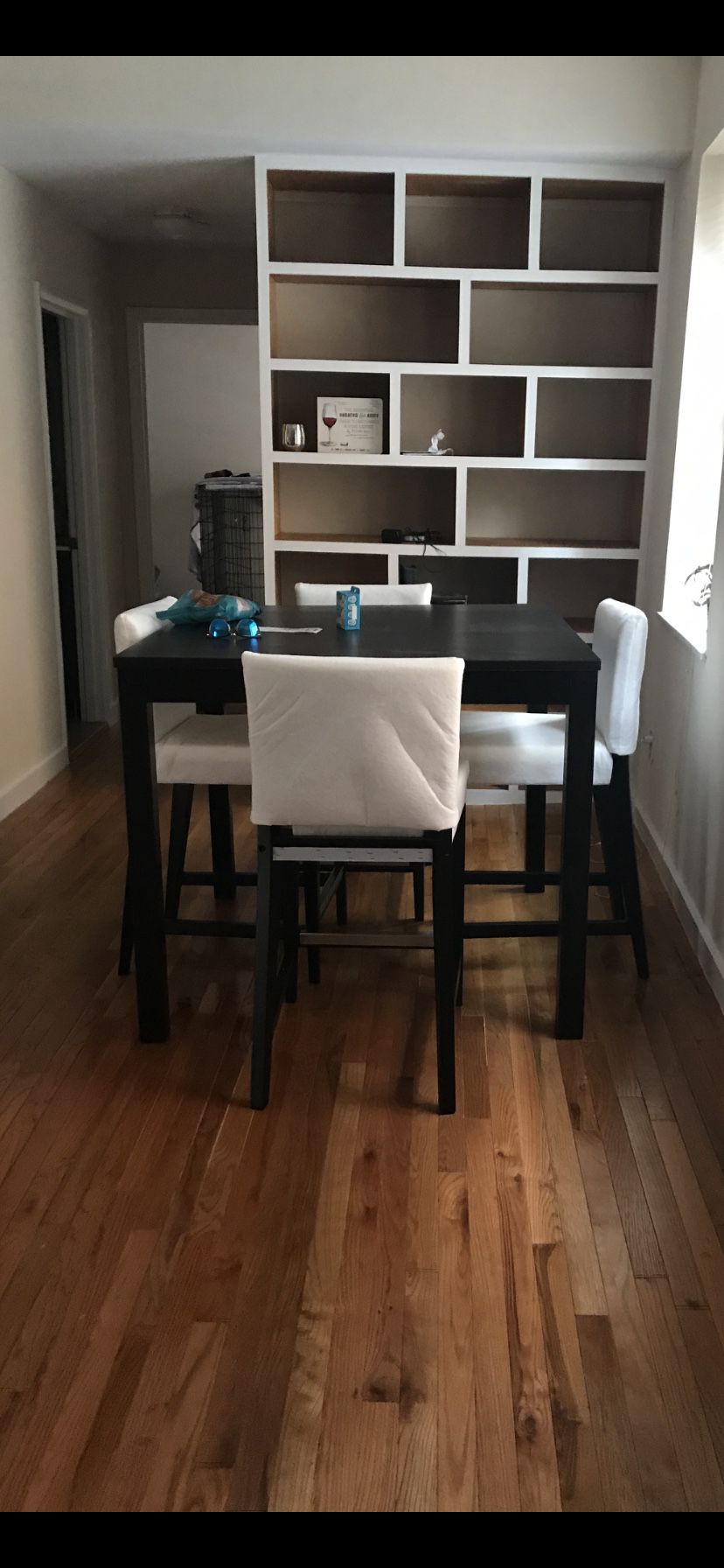 High rise dining table with 4 stools