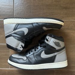 Air Jordan Retro Hi OG Shadow Size 12