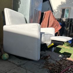 Rocking recliner