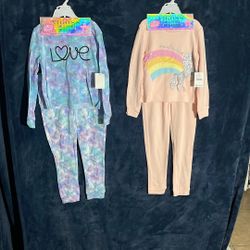 Size 6 ) Set Top & Joggers 