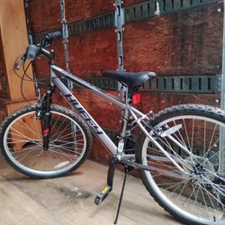 24 In Like New Huffy Bike 