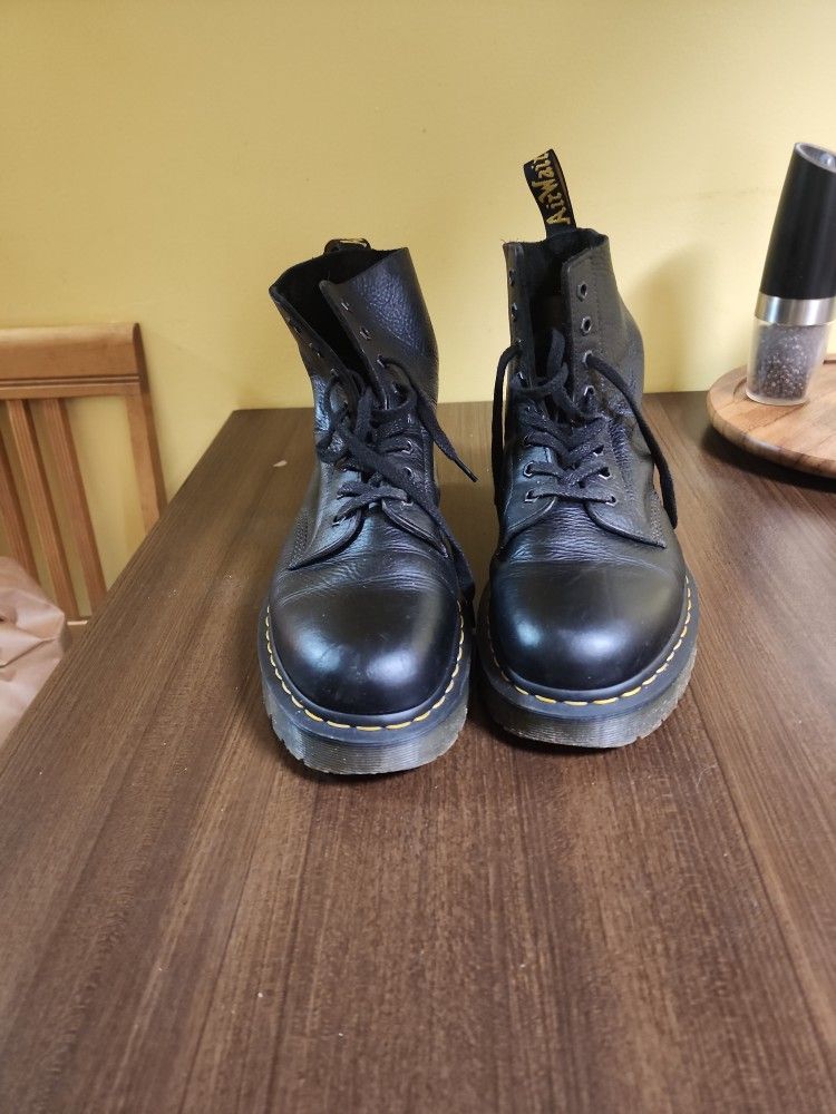 Mens Used Dr Marten Lace Up Boots