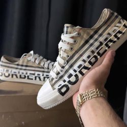 Burberry Shoes