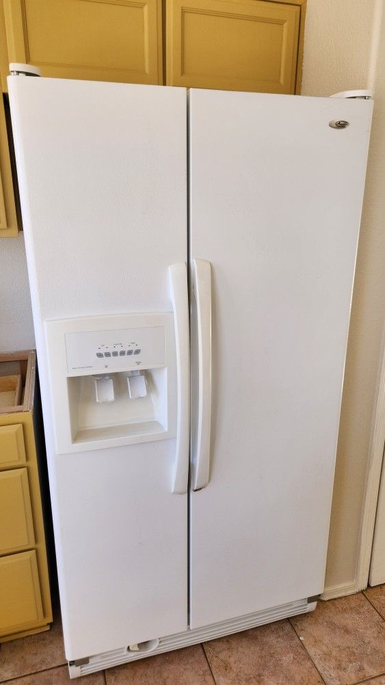 Refrigerator.