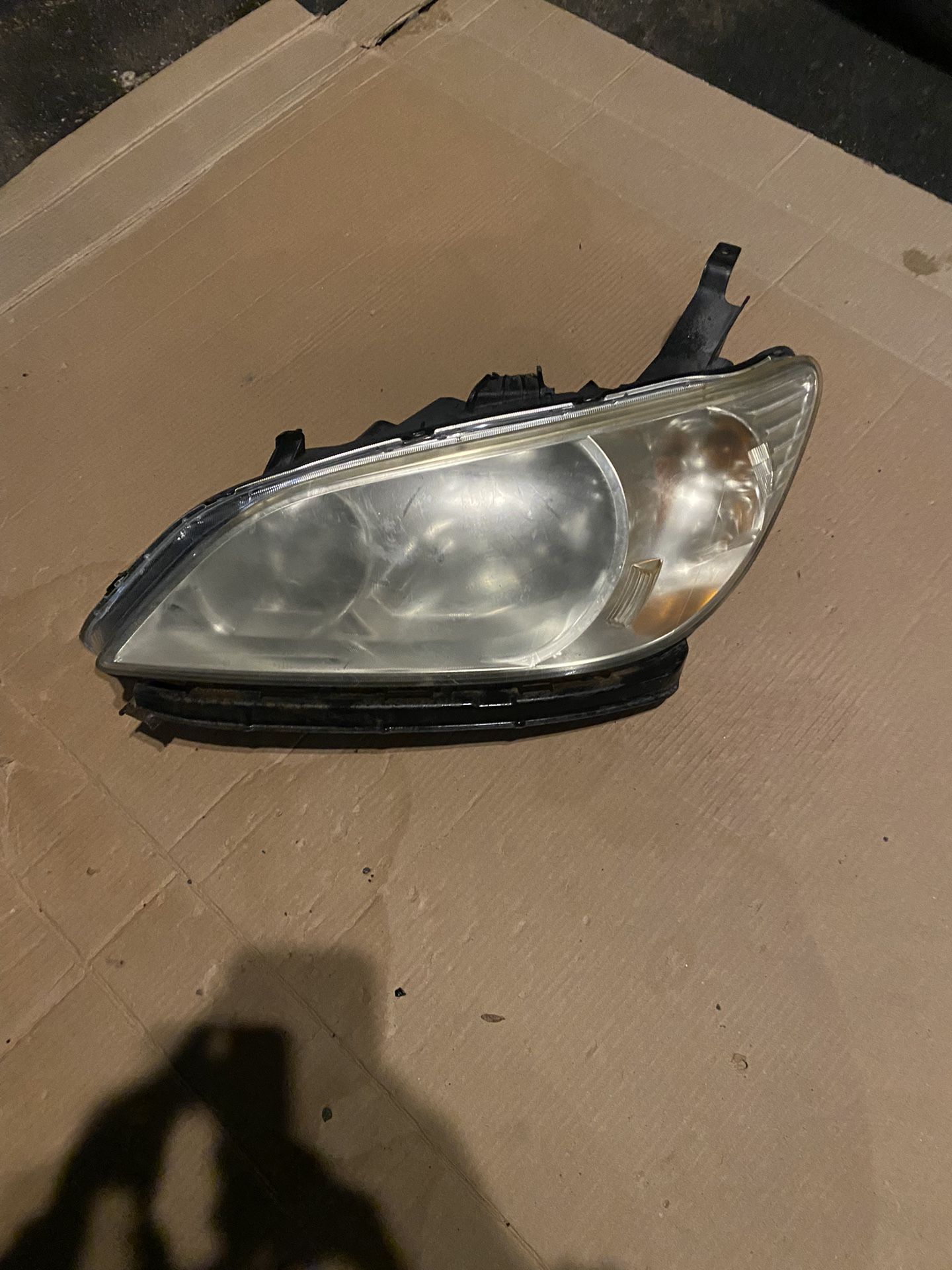 2004 Honda Civic Driver Headlight
