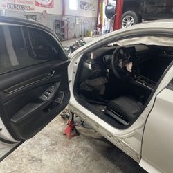 2018 Honda Accord For Parts 