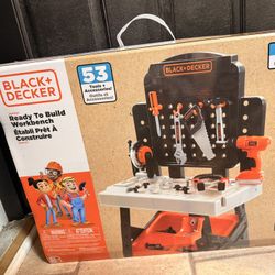 Black + Decker Workbench Kids Toy With Accesories