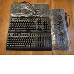 *Lot of 4x* BRAND NEW Genuine Lenovo SIL23-xxx Wired USB US Keyboard w/Cap LED