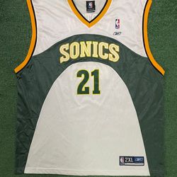 Vintage 2000s Seattle Sonics Danny fortson jersey