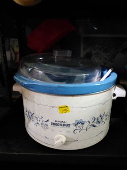 Vintage rival crock pot