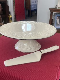 ROYAL LIMITED PEDESTAL IVORY 