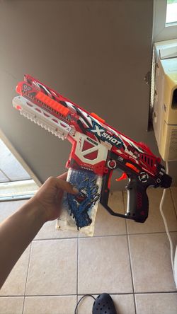 X Shot gel blaster