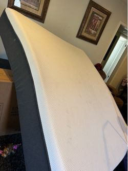 Cali king mattress